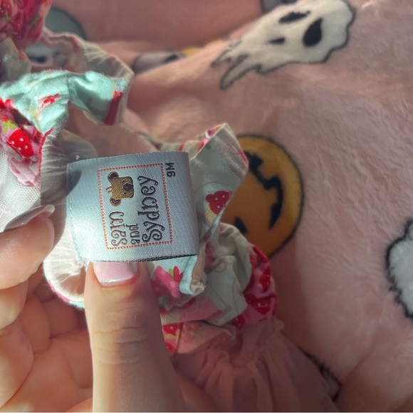 B 18    Sam and Sydney Tutu Overalls - Picture 6 of 6